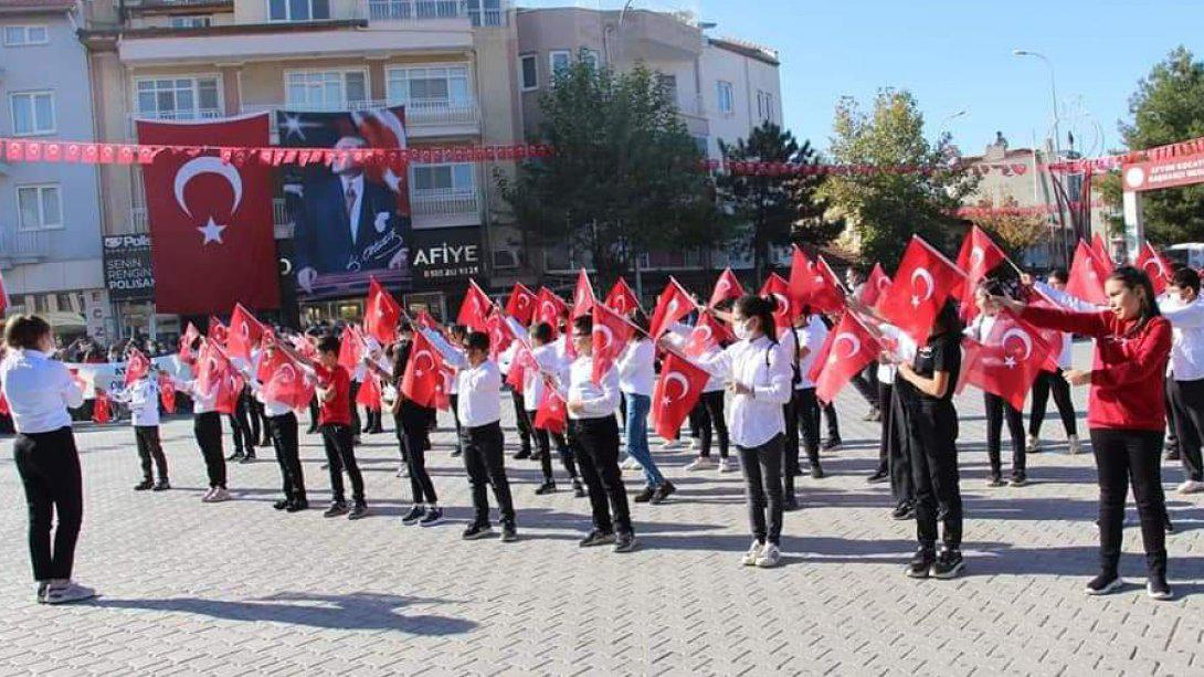 İlçemizde, 29 Ekim Cumhuriyet Bayramı Kutlama Töreni Düzenlendi