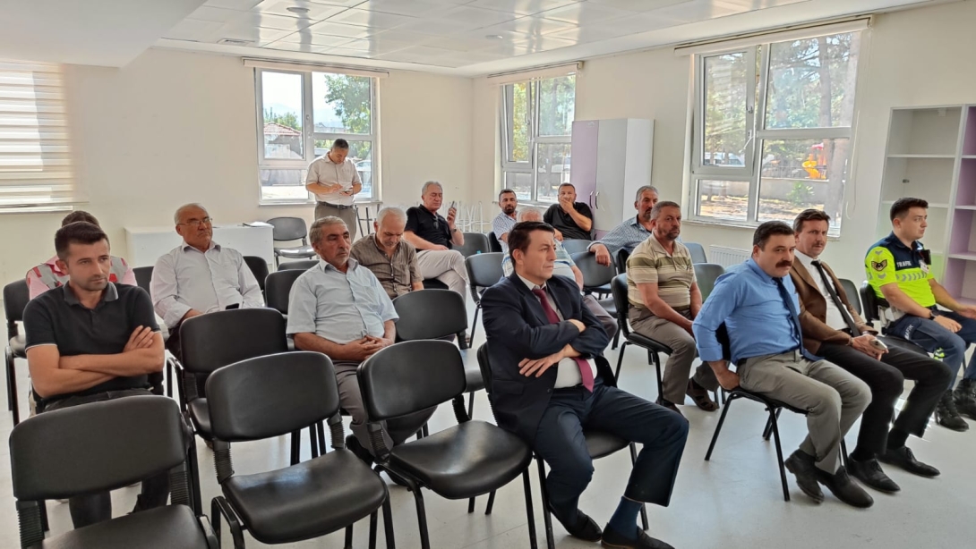 TAŞIMALI EĞİTİM SERVİS ŞOFÖRLERİNE YÖNELİK EĞİTİM GERÇEKLEŞTİRİLDİ